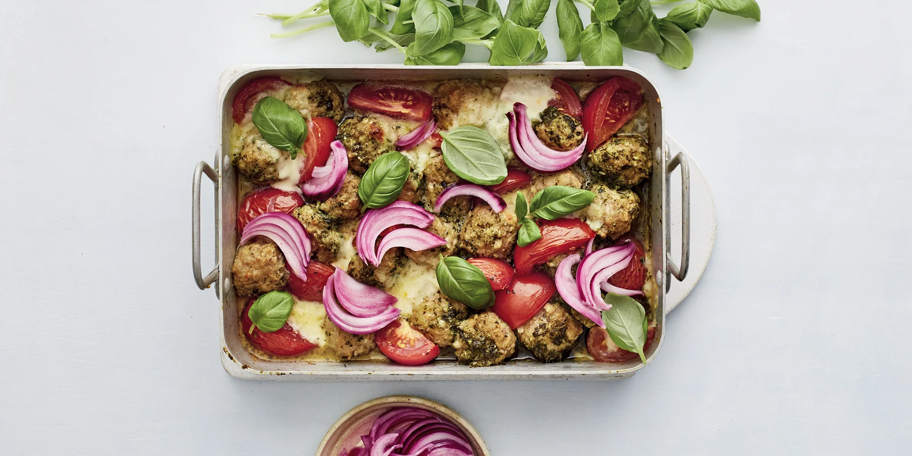 Helppo yhden vuoan pyörykkäpaistos