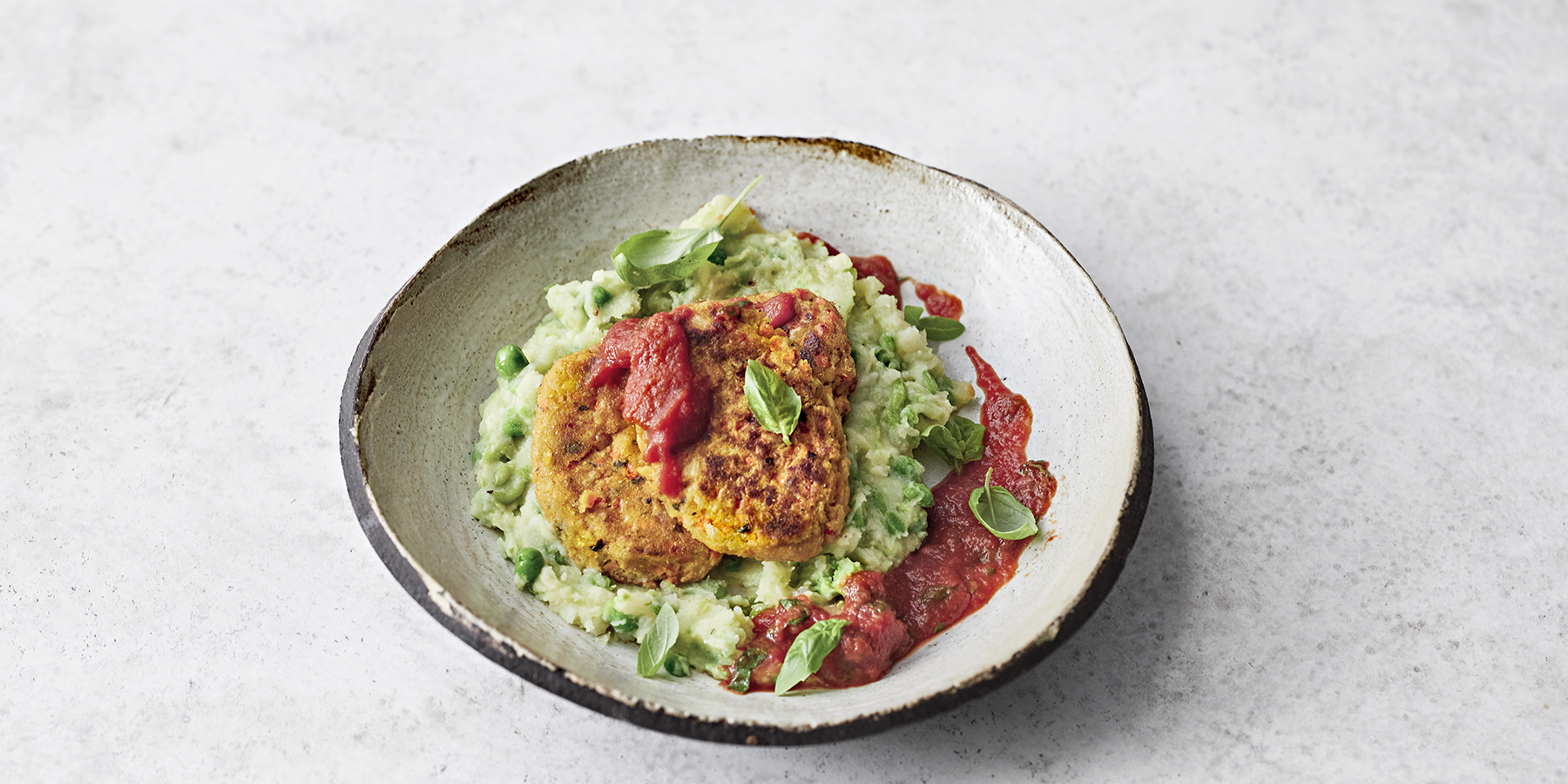 Kasvis-papupihvit ja herne-perunasose