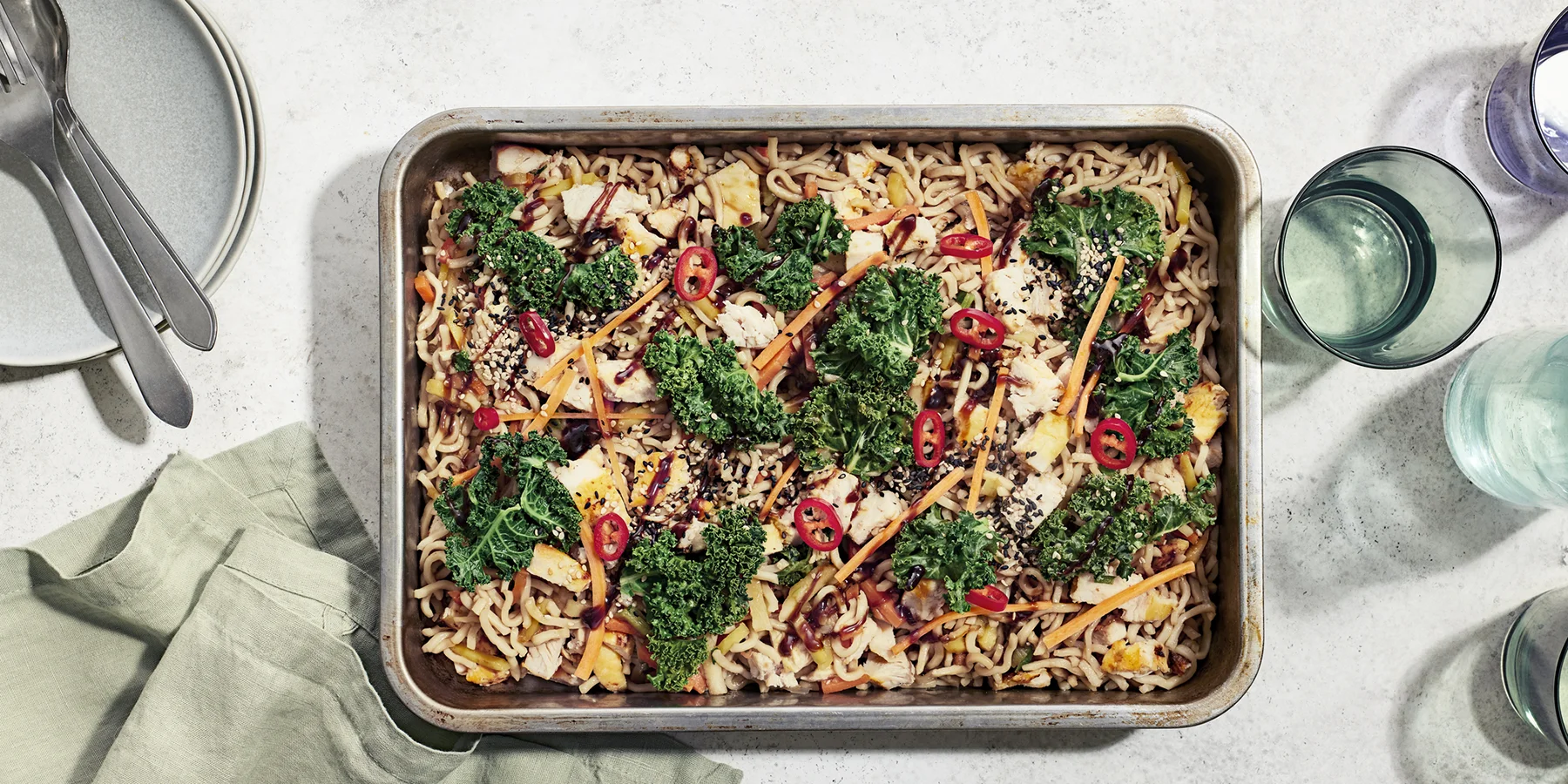 Lounasnuudelit broilerilla