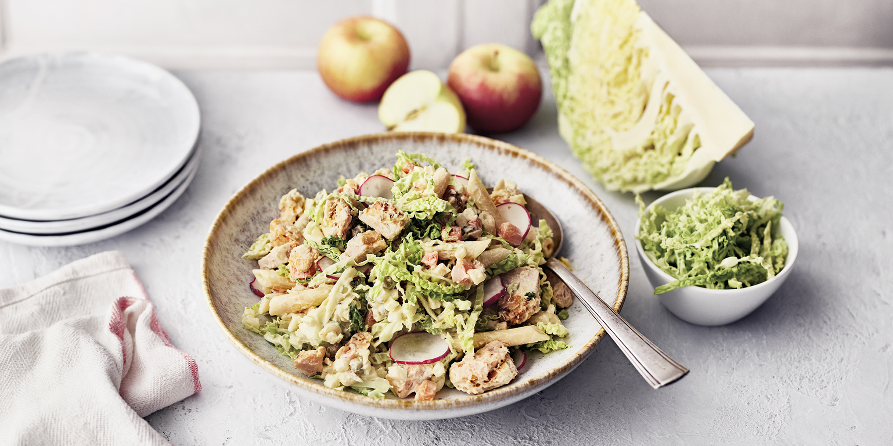 Broiler-pastasalaatti