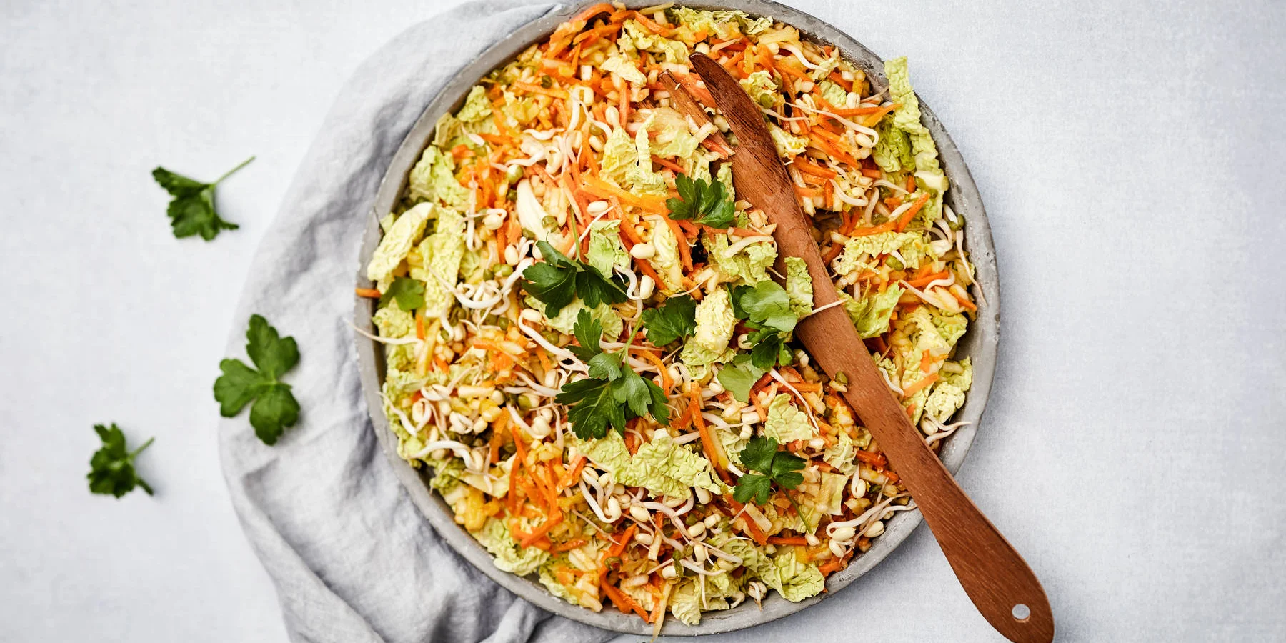 Moderni suvisalaatti