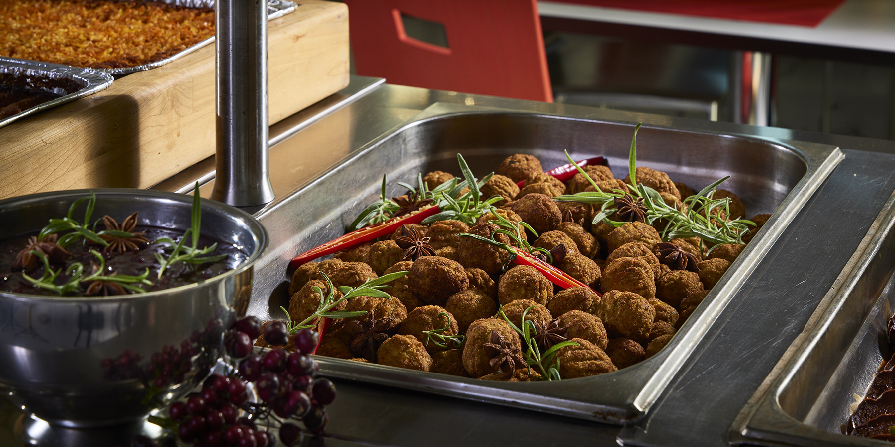 Juurespyöryköitä ja mustaherukkachutneya