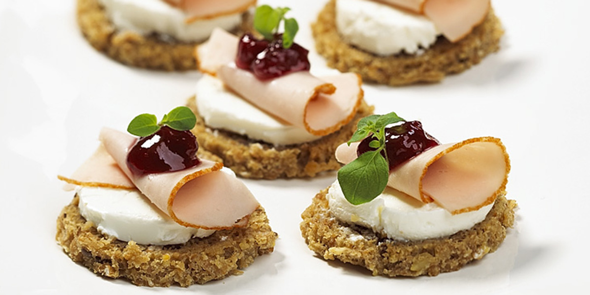 Vuohenjuusto-kalkkunaleipäset