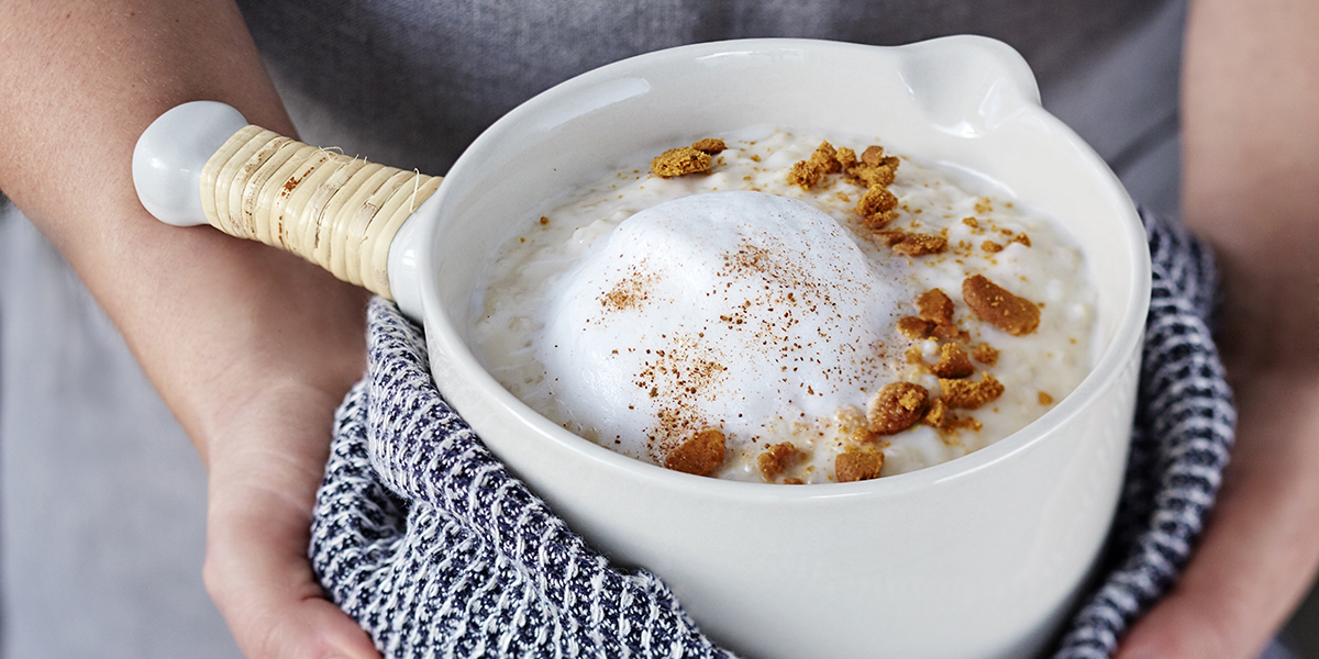 Ohrapuuro ja lämmin kanelivaahto